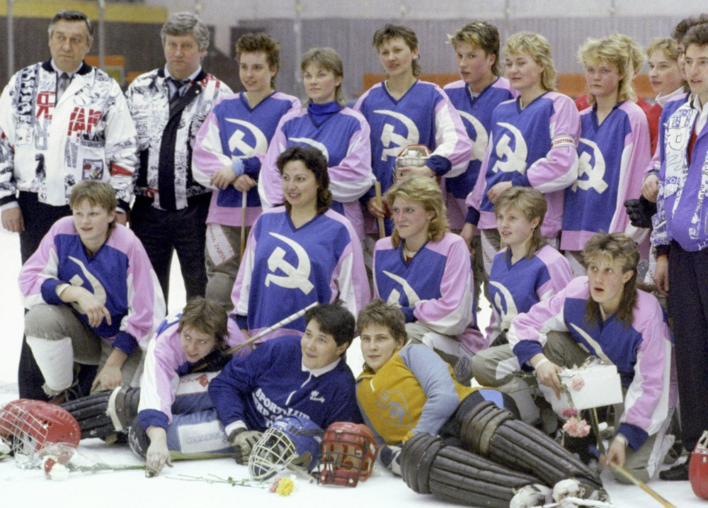 Сборная команда Москвы по хоккею с мячом среди женских команд (1990)