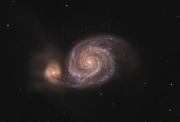 4. Спиральная галактика M51 (Водоворот)