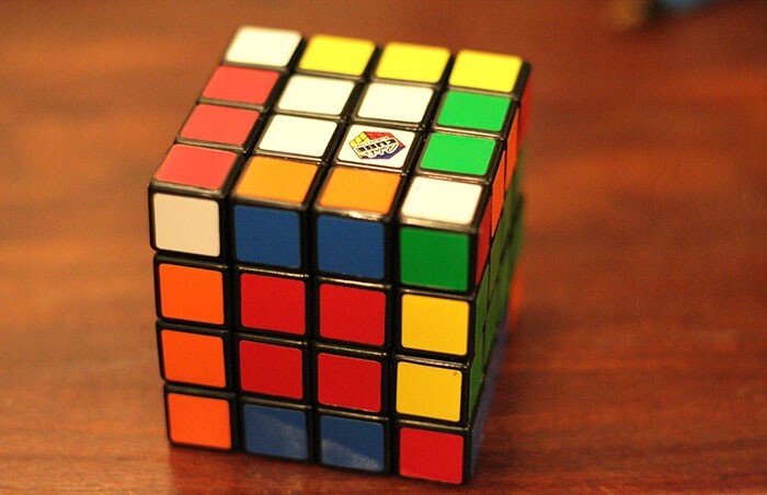 1. Эрно Рубику, изобретателю кубика Рубика, потребовался месяц, чтобы собрать собственную головоломку