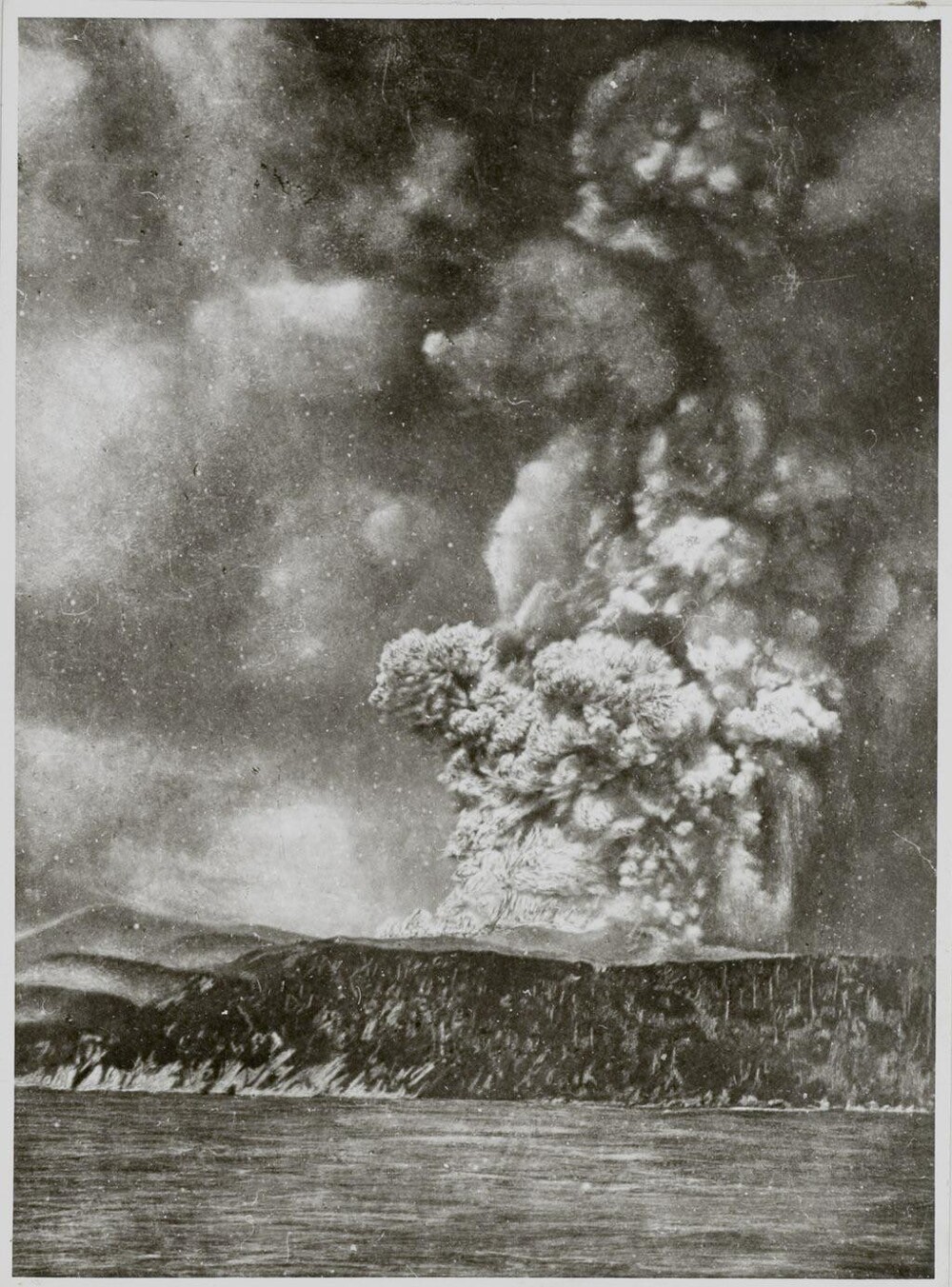 21. На этой фотографии 1883 года изображены последствия извержения вулкана Кракатау