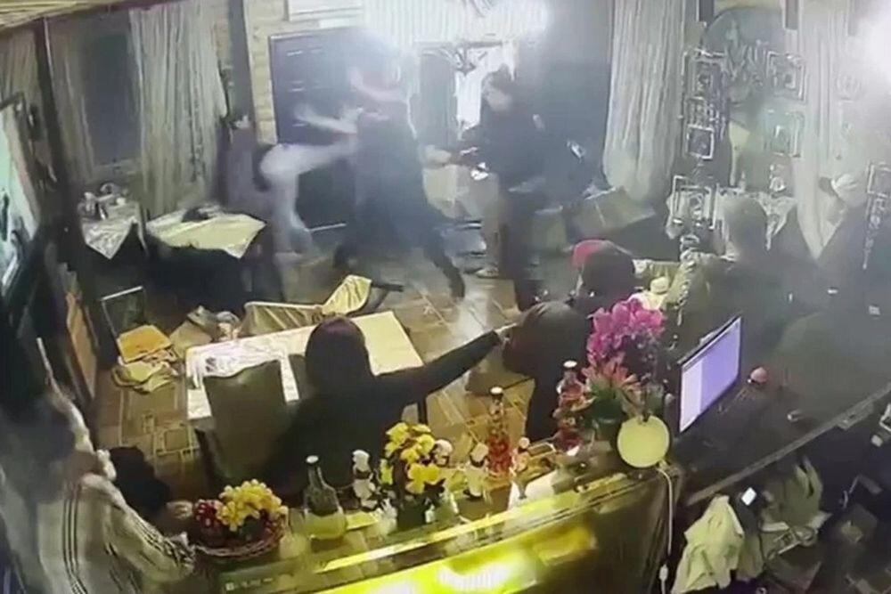В Башкирии посетители кафе устроили массовую драку