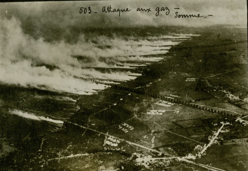 6. Газовая атака во время битвы на Сомме, Франция, 1916 год