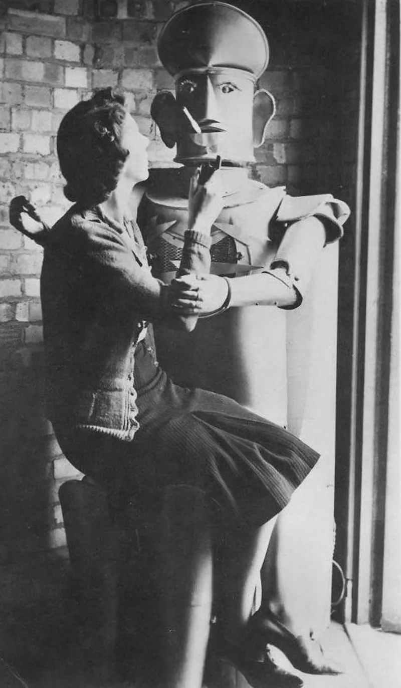 Робот-супермен Деннис (1939 г.)