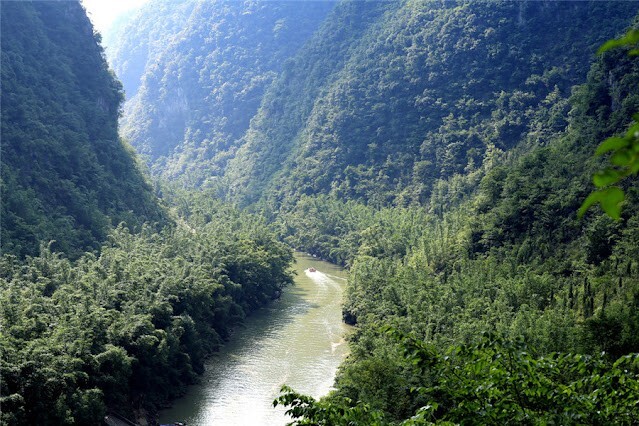 Большая арка Гету в провинции Гуйчжоу, Китай