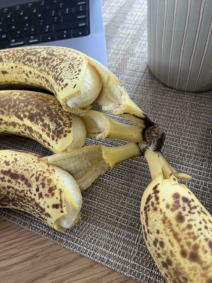 19. «Хотела почистить один банан, а вскрылись сразу все»