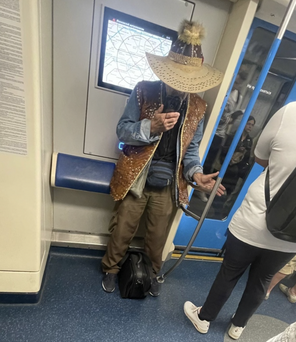 4. Крокодил Данди в московском метро