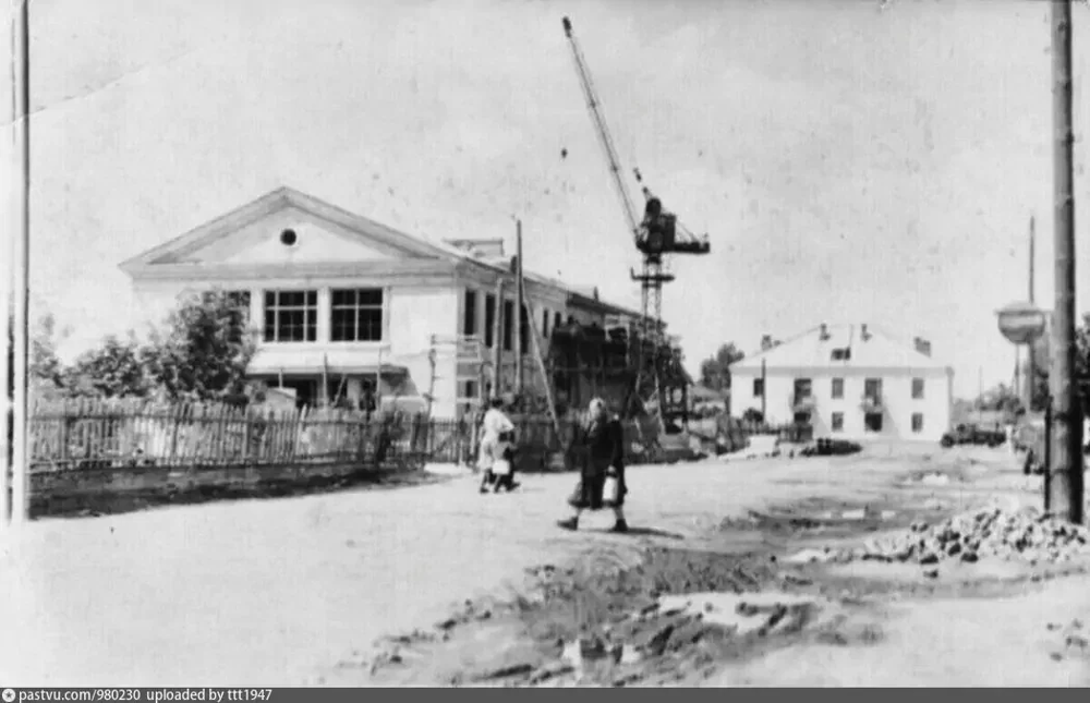 Моршанск, Тамбовская область, строительство кинотеатра "Октябрь", 1960-1961 год.