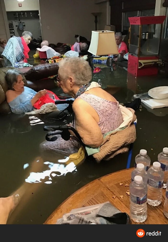 19. Наводнение в доме престарелых