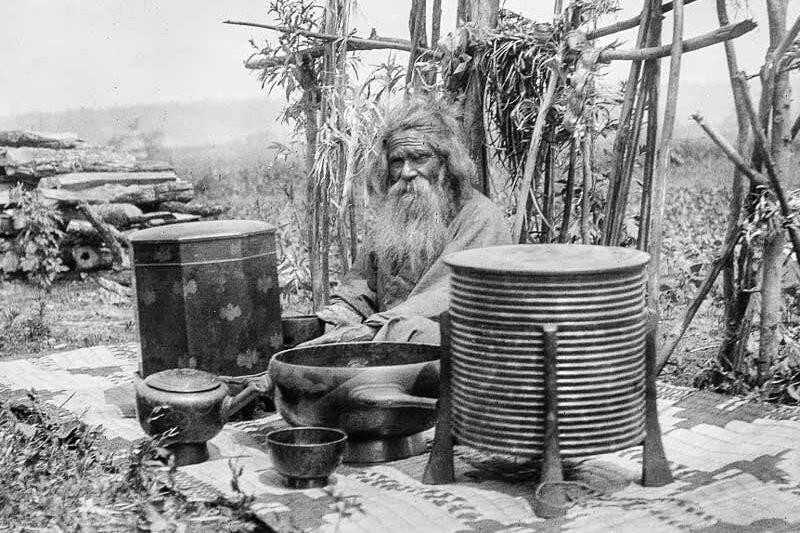 14. Мужчина из племени айнов, Япония, 1908 год