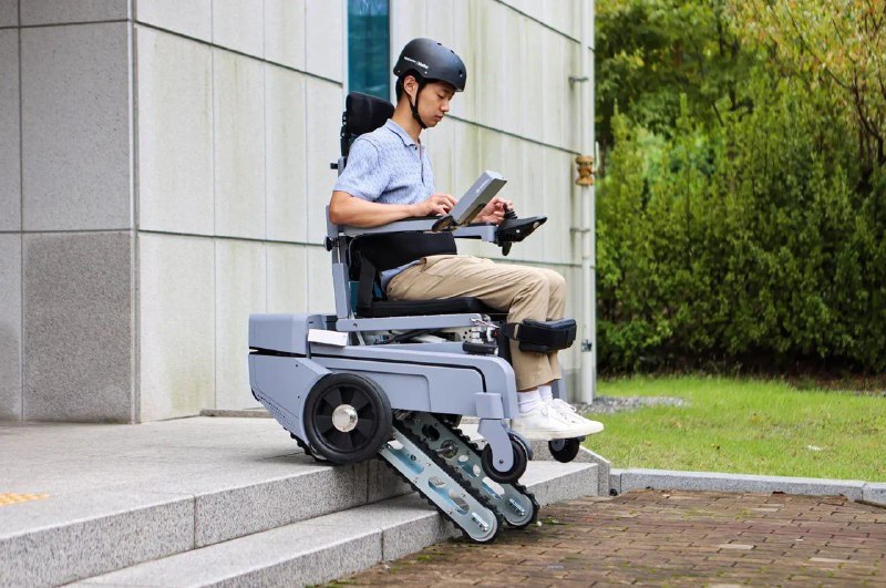 В Южной Корее создали инвалидное кресло-трансформер