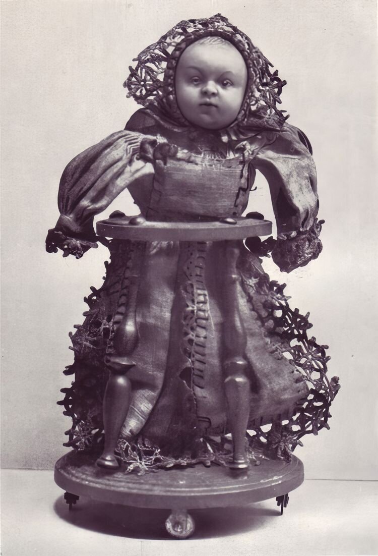 Немецкая кукла 17 века