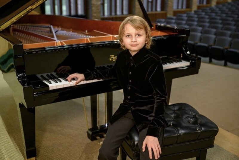 Российский школьник выиграл Международный конкурс пианистов в США