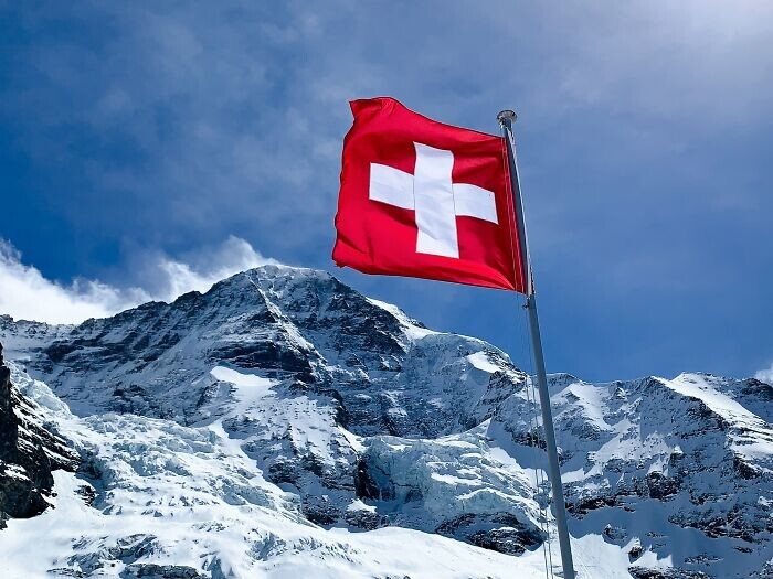 1. Швейцария