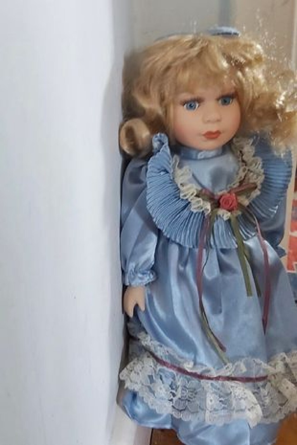 В сети продают "проклятую" куклу с демоническим голосом