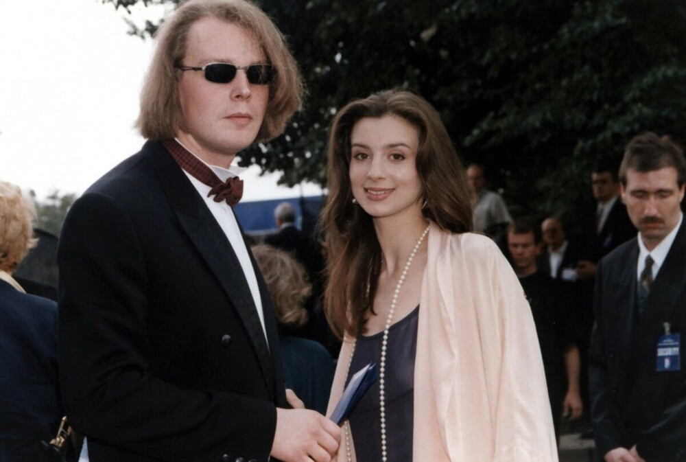 Александр и Екатерина Стриженовы на светском мероприятии, 1990-е годы.