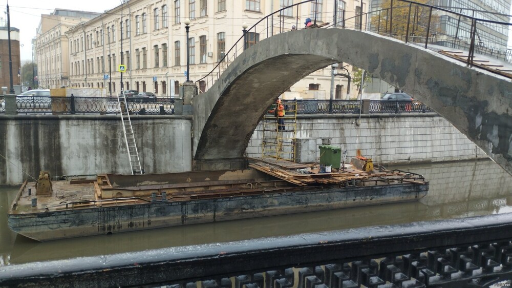 Мосты на Яузе ремонтируют
