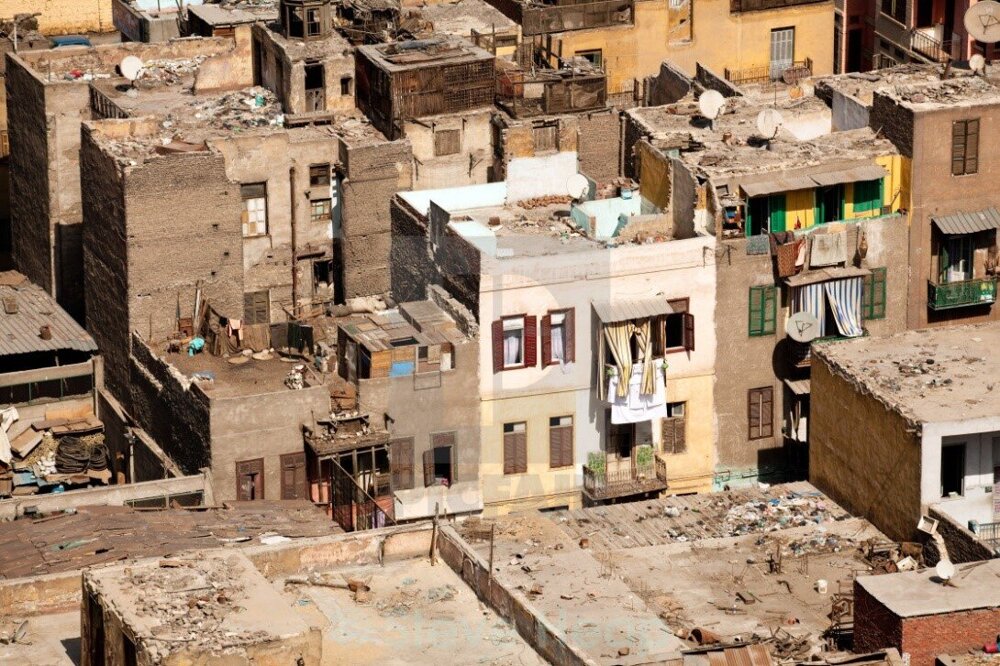 Почему многие египтяне живут в недостроенных домах без крыш
