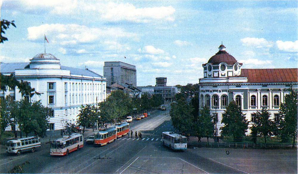 Калинин (Тверь), площадь Советская, конец 1970-х - начало 1980-х годов.