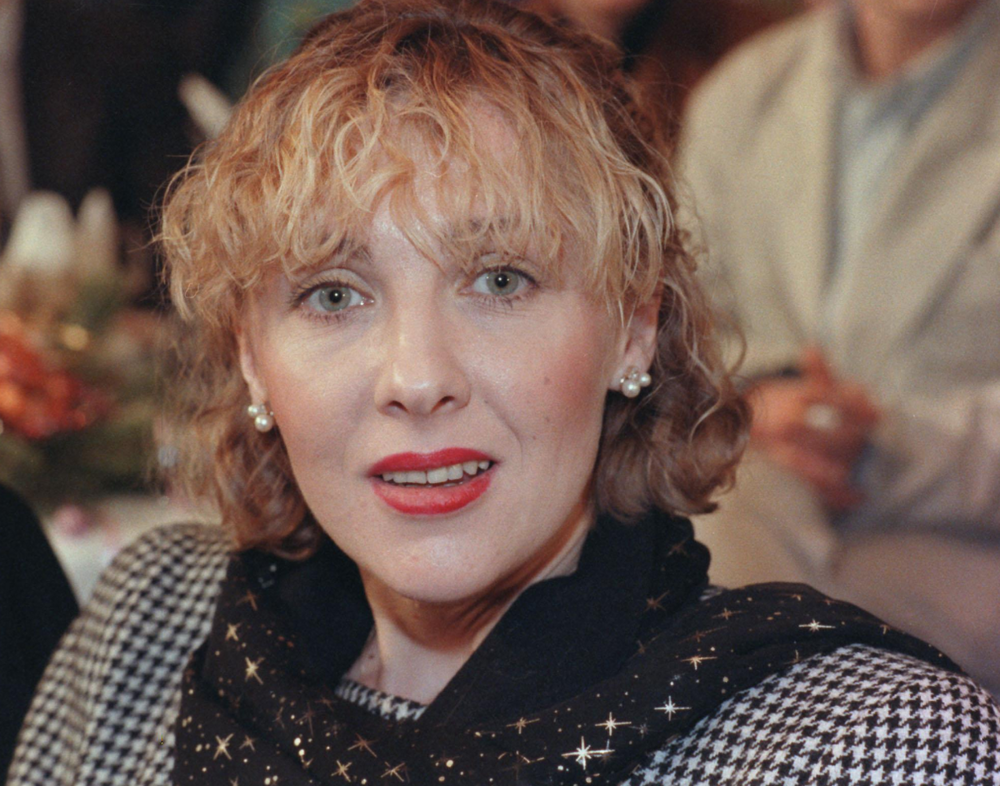 Елена Яковлева на вручении премии «Золотой овен», 1993 год