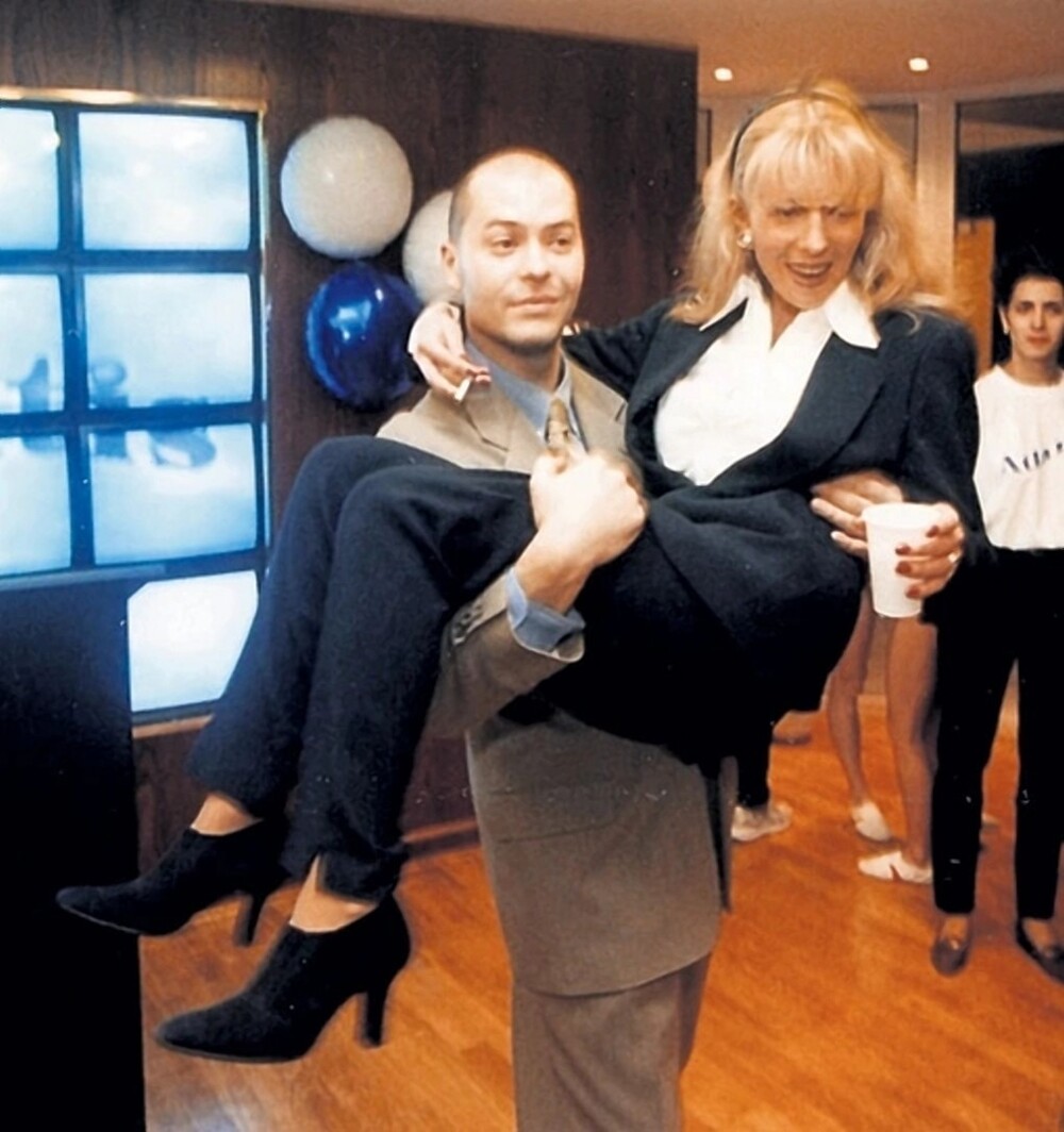 Фёдор Бондарчук и Наталья Ветлицкая после премьеры клипа на песню «Посмотри в глаза», 1992 год.