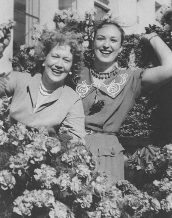 Любовь Орлова и Клара Лучко на Празднике цветов в Каннах, 1954 год