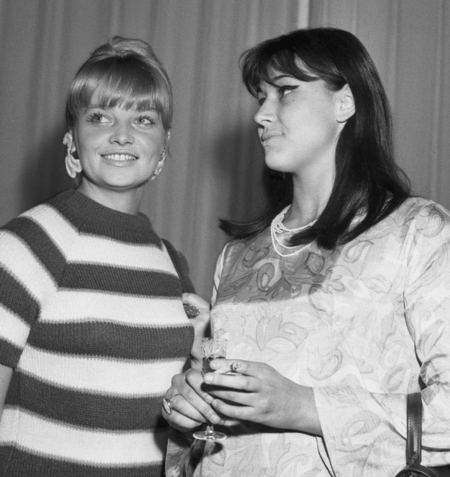 Наталья Кустинская и болгарская актриса Елена Райнова, 1967 год