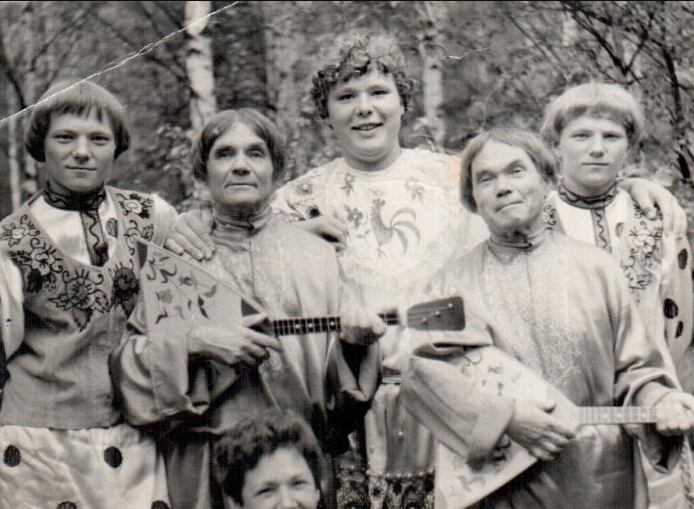 Актер Сергей Николаев на съемочной площадке киносказки «Варвара-краса, длинная коса», 1969 год
