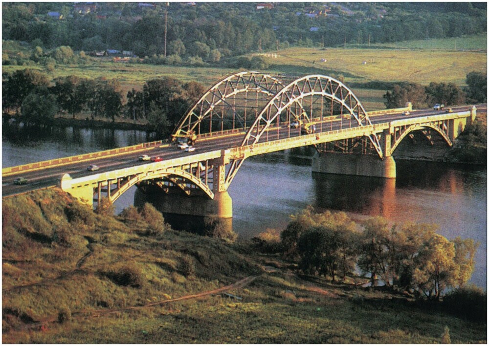 А таким в 1989 году был МКАД и Бесединский мост на нём.