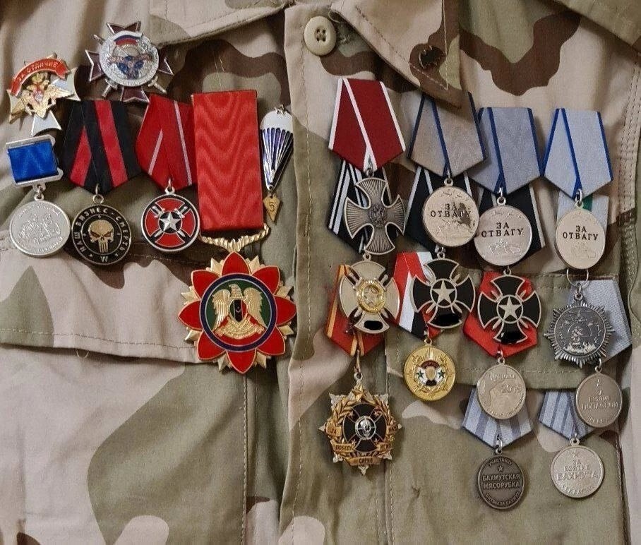 Награды бойца ЧВК «Вагнер», которыми он был награжден за походы в Ливию, Сирию и Украину
