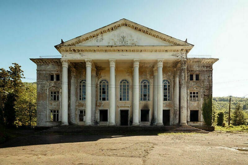 12 заброшенных мест из бывшего СССР, которые все еще не утратили свою красоту