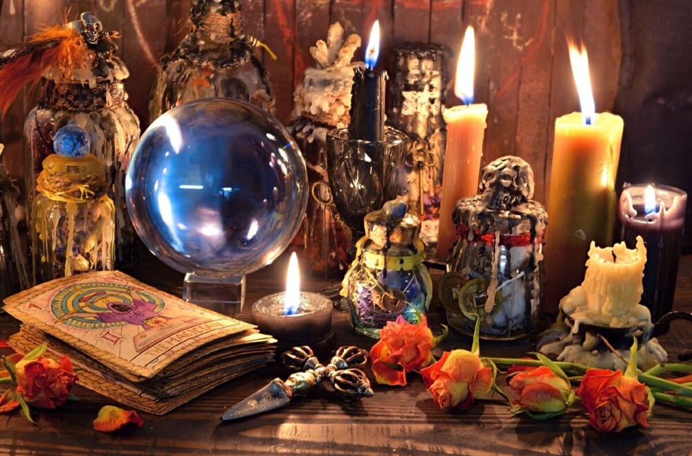 Магическая инфляция: консультации колдунов и астрологов подорожали перед Новым годом