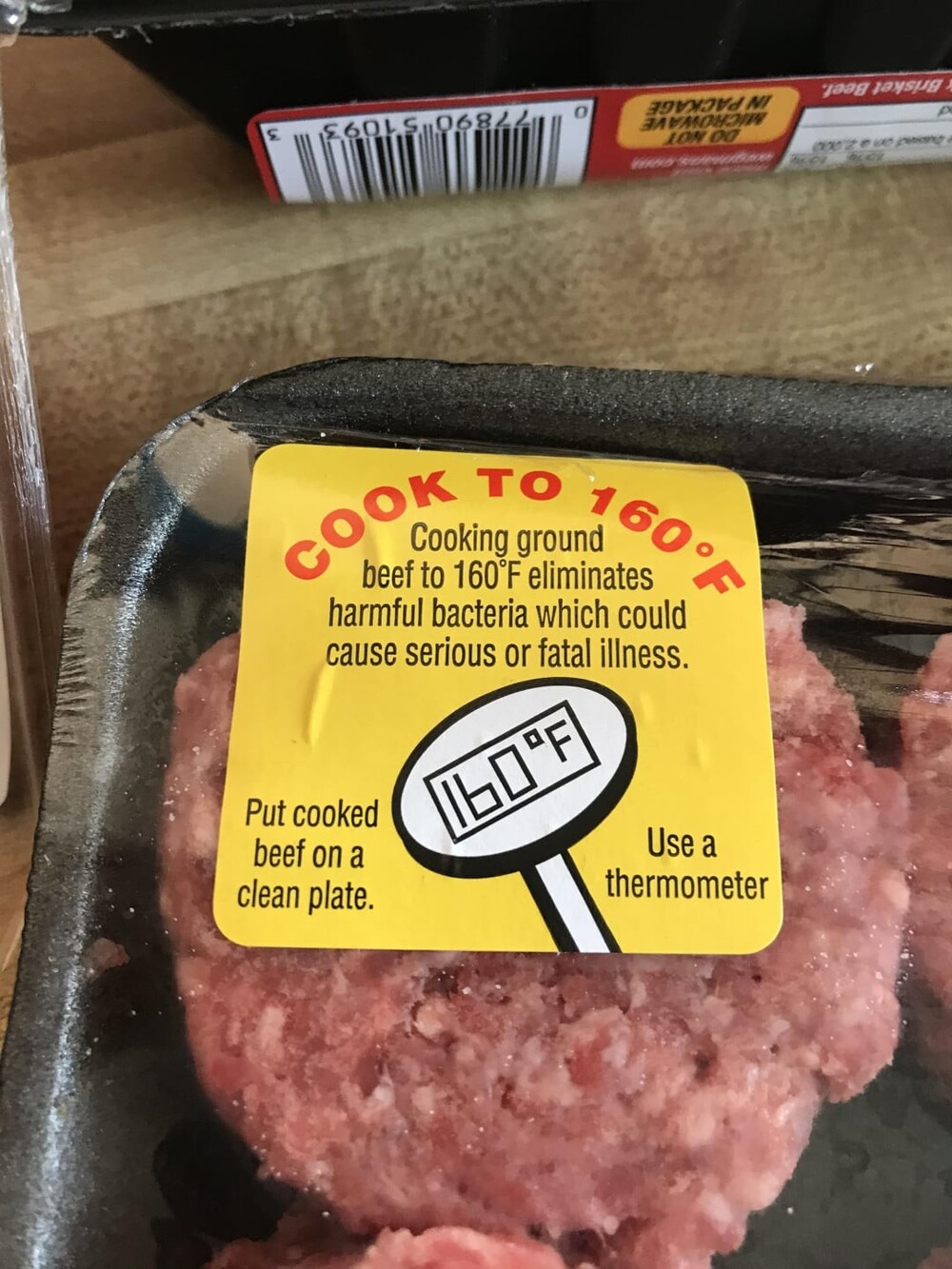 5. На этой упаковке указано, при какой температуре готовить бургеры на гриле и почему