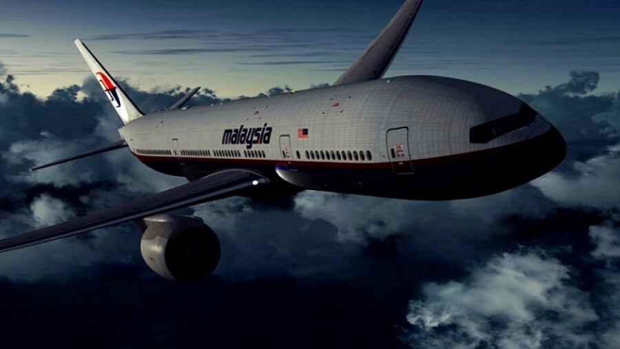 24. "8 марта 2014 сидел у выхода на посадку напротив выхода на рейс MH370 Malaysia Airlines, который потерпел крушение. Видел, как люди садятся на роковой рейс"