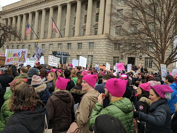 19. "Я была на женском марше против Трампа в Вашингтоне 21 января 2017 года"