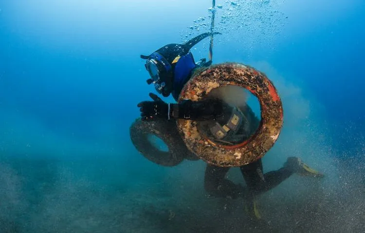 Токсичные рифы. Во Флориде затопили 2 миллиона шин, что с ними стало спустя 50 лет