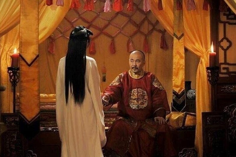 Почему китайскому императору заниматься любовью  с наложницами разрешалось не более 30 минут?