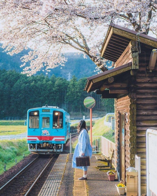 1. Как выглядят станции и деревушки в Японии