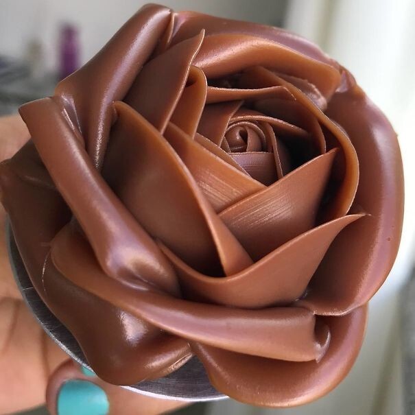 13. Прекрасная шоколадная роза