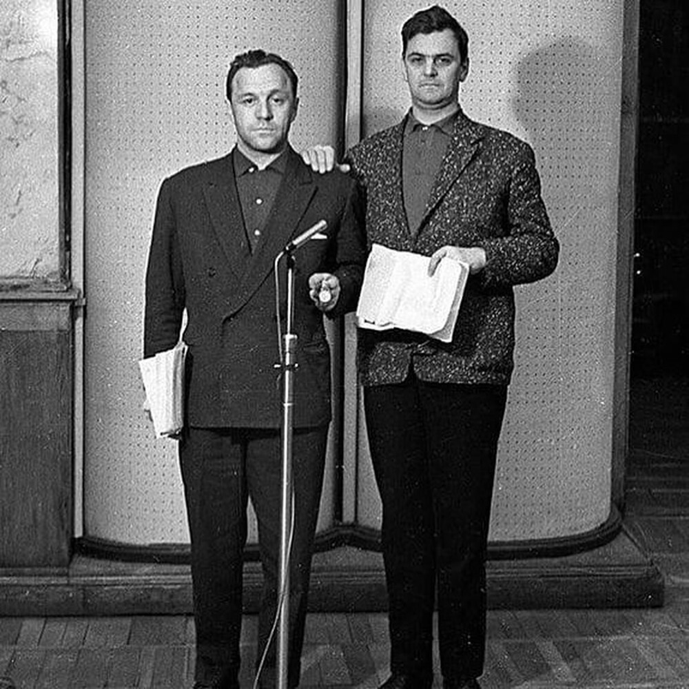 Михаил Ульянов и Юрий Яковлев в студии Гостелерадио, конец 1960-х.