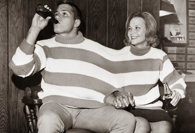 3. Реклама двойного свитера из 60-х