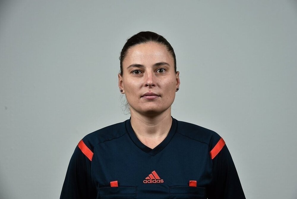 Анастасия Пустовойтова: первая в истории отечественного футбола женщина-арбитр мужских команд