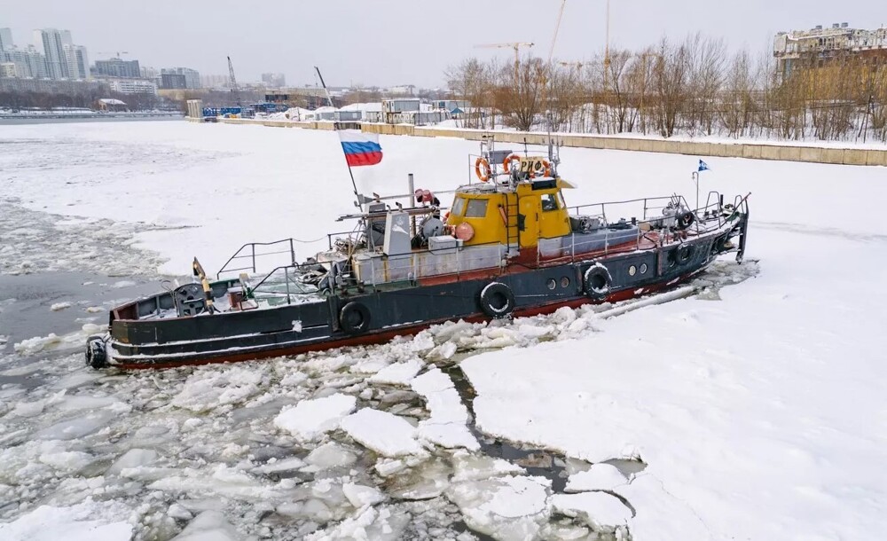 Речные электросуда останутся на Москве-реке и зимой. Нужен ли им ледокол?⁠⁠