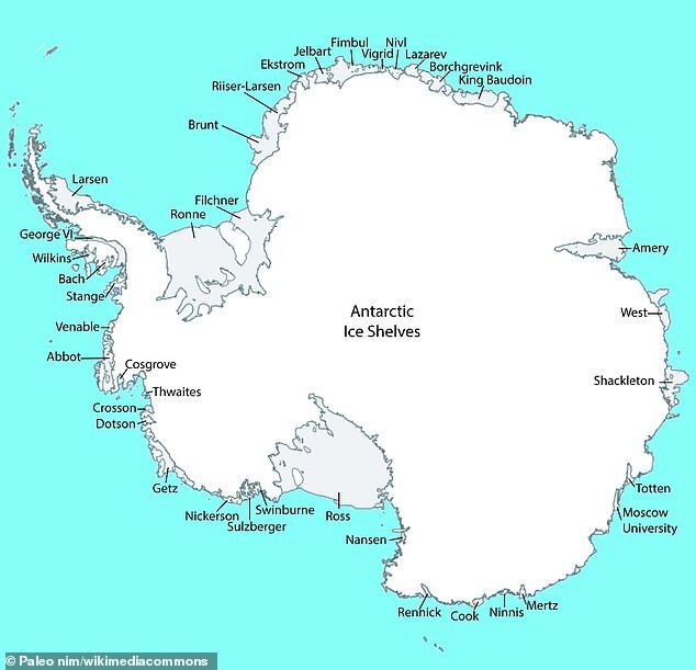 Самый большой в мире айсберг вынесло в чистую воду Южного океана