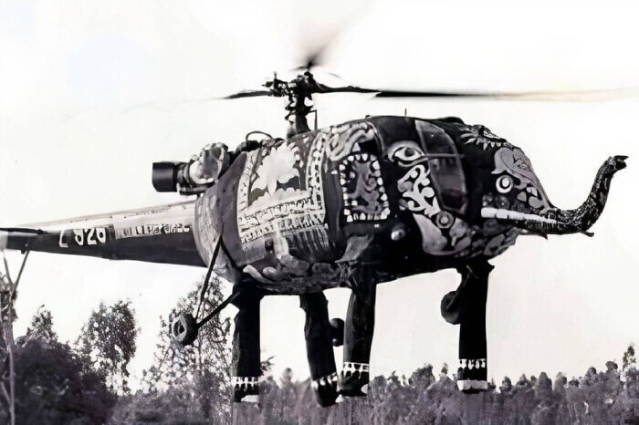 18. Вертолёты Chetak, использовавшиеся индийскими ВВС для полётов в 1970-х годах