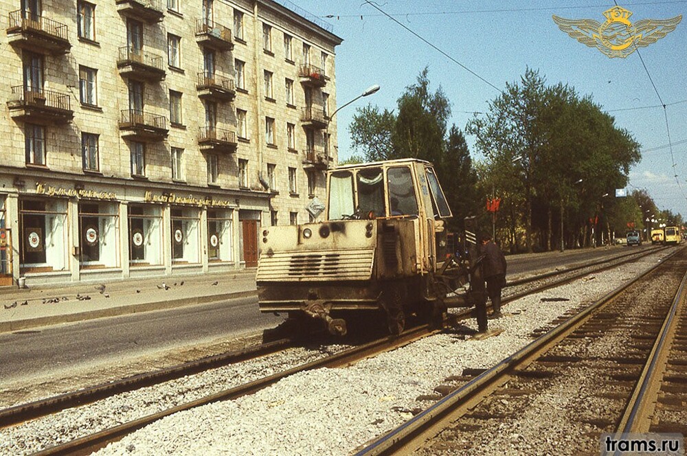 Ремонт трамвайных путей на проспекте Энгельса около Скобелевского проспекта.
