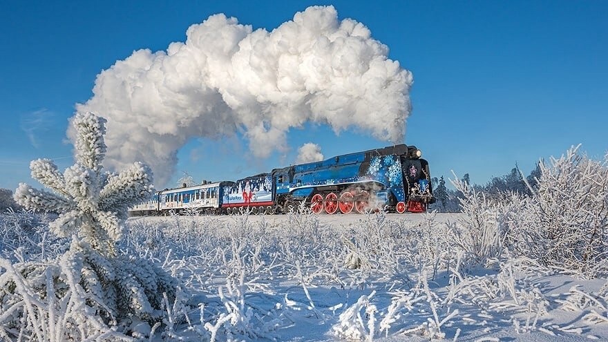 Дед Мороз отправился в волшебное турне по России: где и когда ждать его в Питере