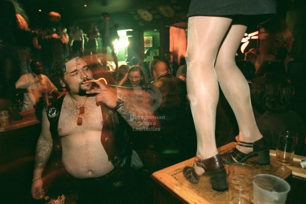 В московском клубе «Голодная утка», 1996 год