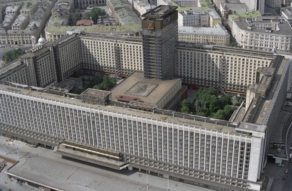 Гостиница "Россия" в Москве, 1992 год.