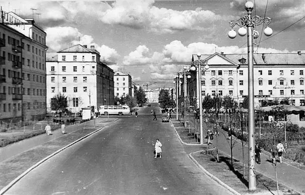Дзержинск (Горьковская, ныне Нижегородская область), улица Грибоедова, 1960-е годы.