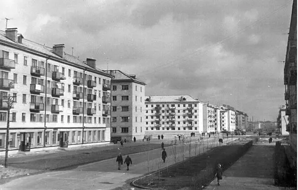 Дзержинск (Горьковская, ныне Нижегородская область), проспект Циолковского, 1960-е годы.